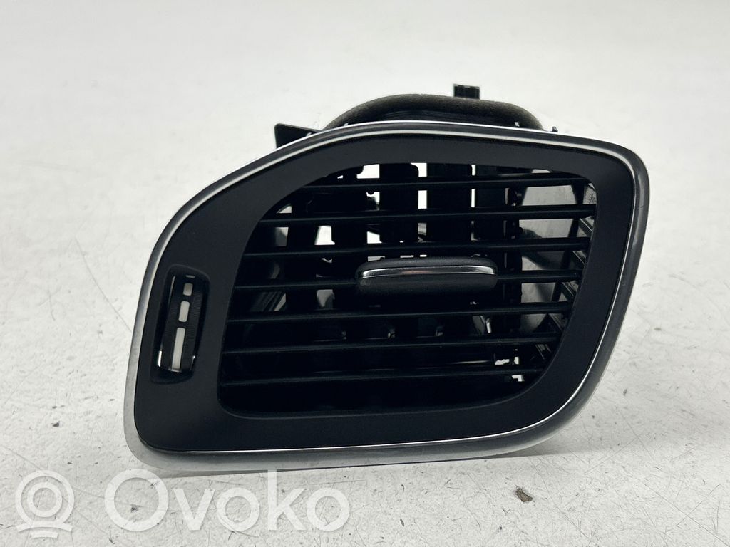 Volvo V40 Šoninės oro grotelės 