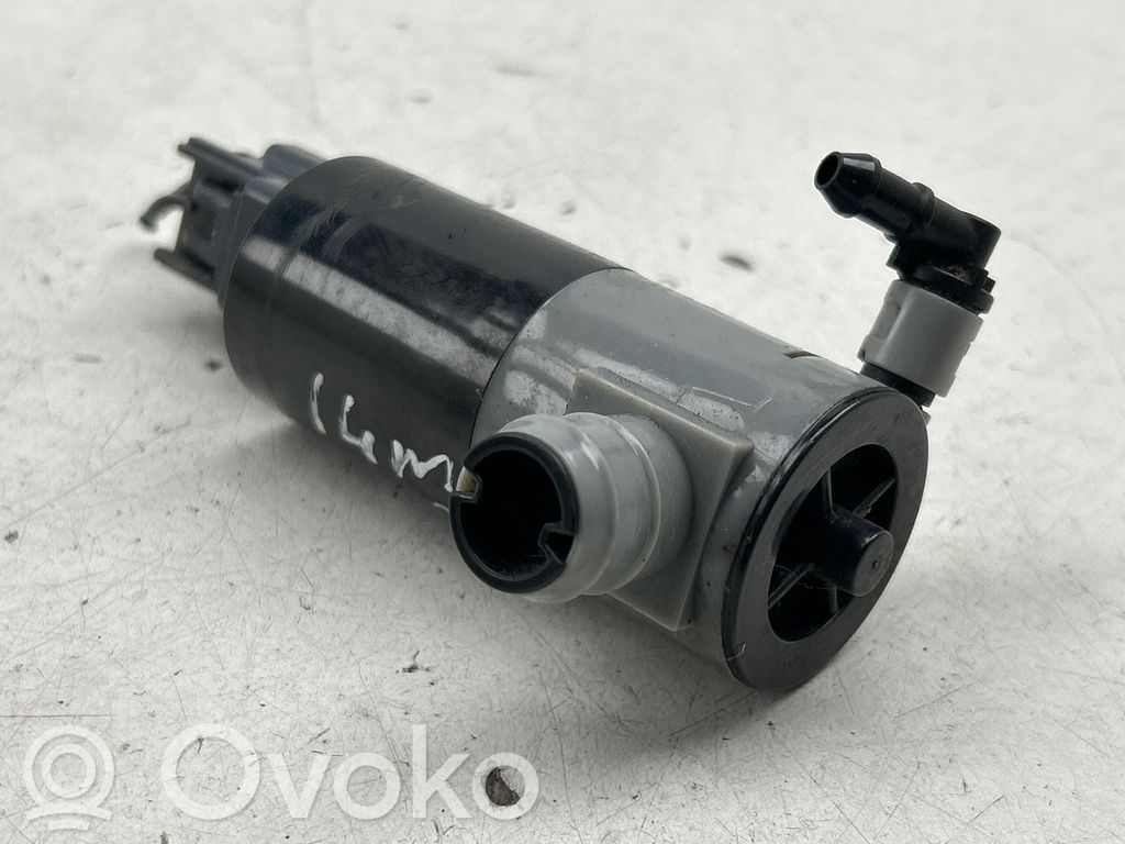 Volvo V40 Headlight washer pump 