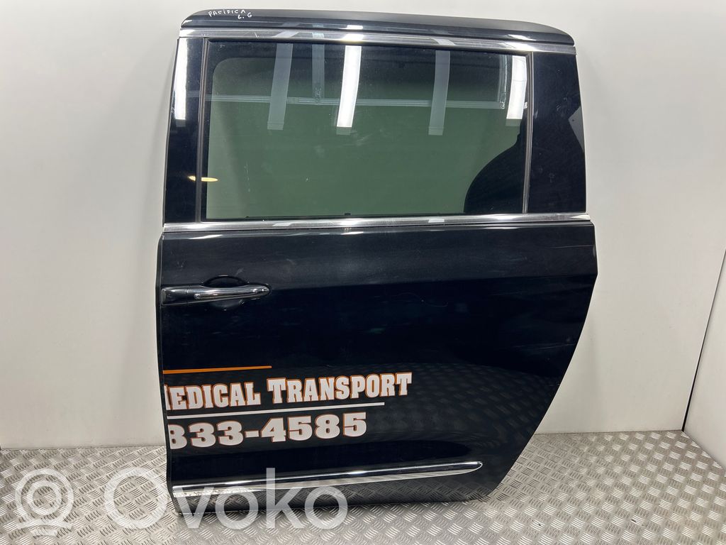 Side sliding door