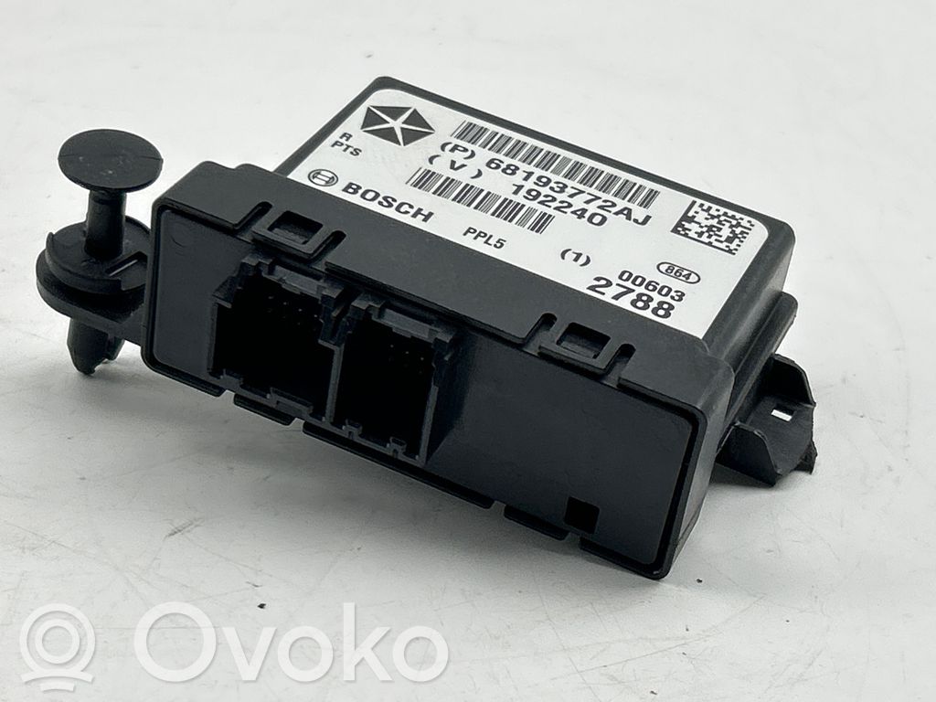 Chrysler Pacifica Parkošanas (PDC) vadības bloks 