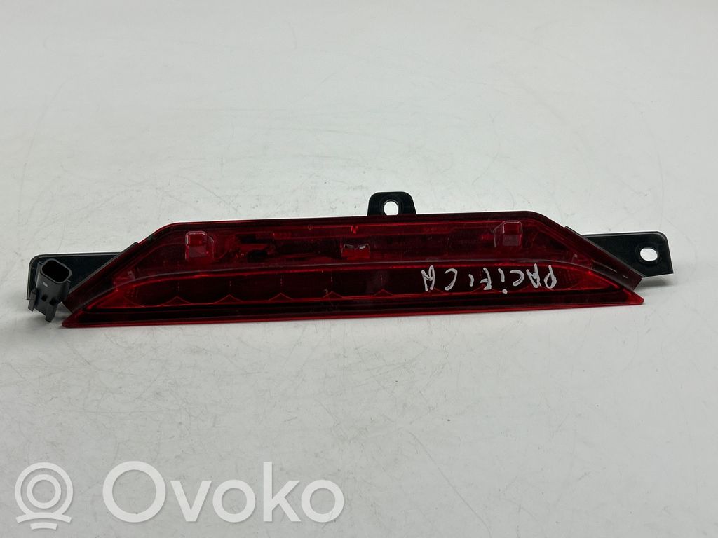 Chrysler Pacifica Third/center stoplight 