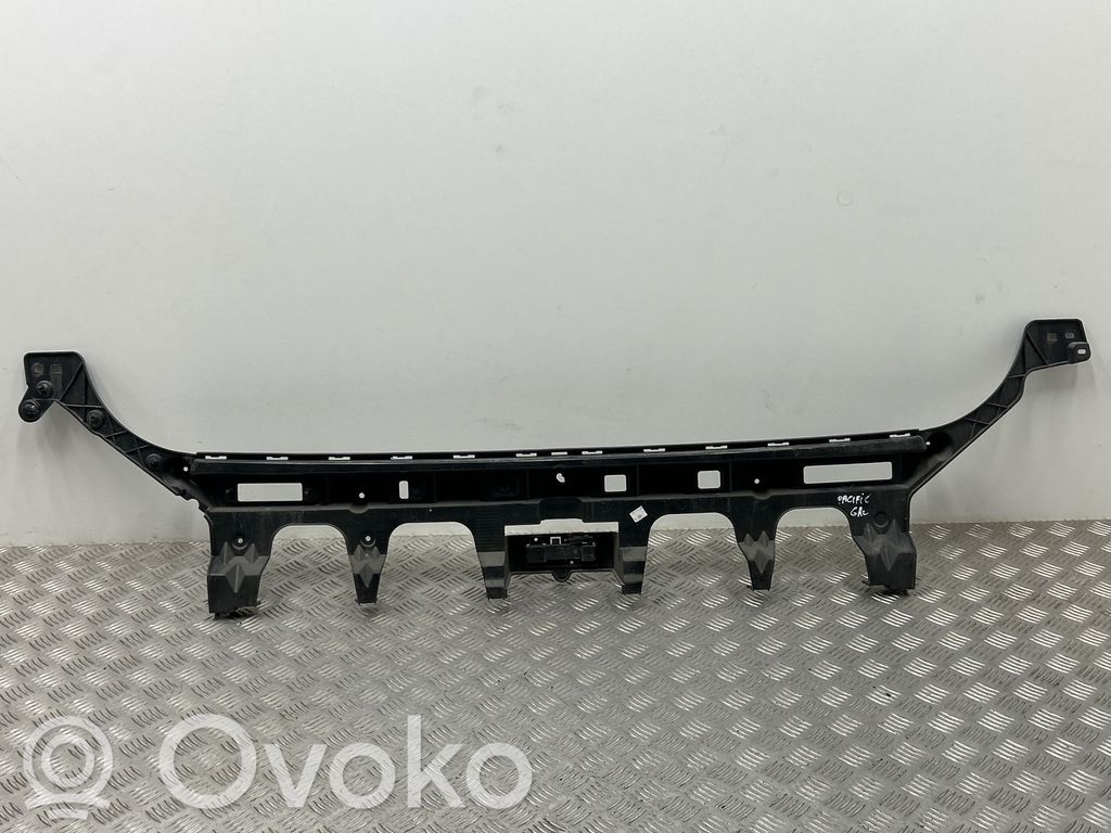Chrysler Pacifica Rear bumper mounting bracket 