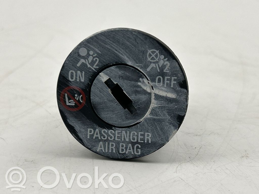 Opel Mokka Comutator pornit/oprit airbag pasager 