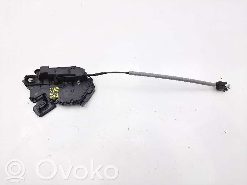 Volkswagen Polo VI Etuoven lukko 