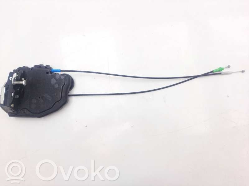 Toyota Auris E180 Rear door lock 