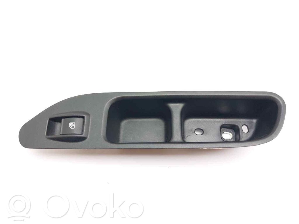 Fiat Tipo Electric window control switch 