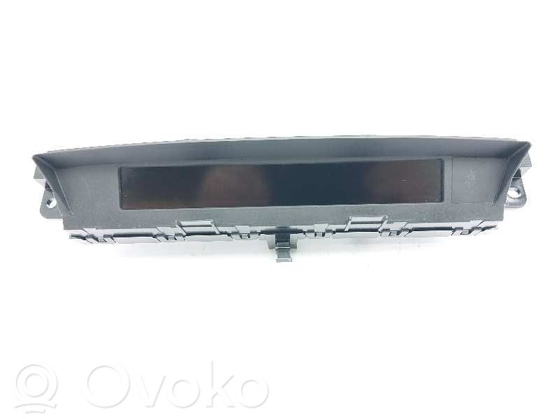 Mazda 6 Head up display screen 