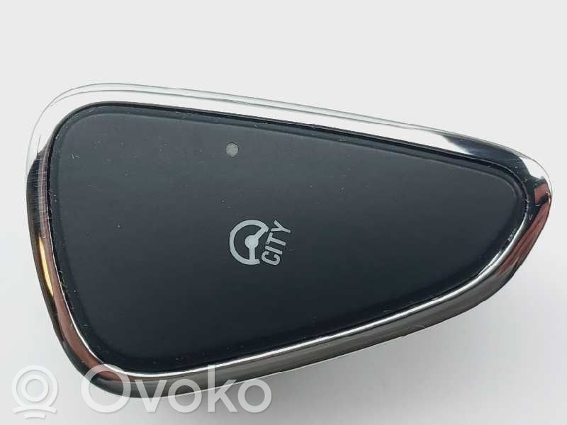 Opel Corsa E Windscreen/window heater switch 