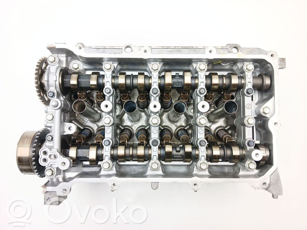 Toyota C-HR I Engine head 
