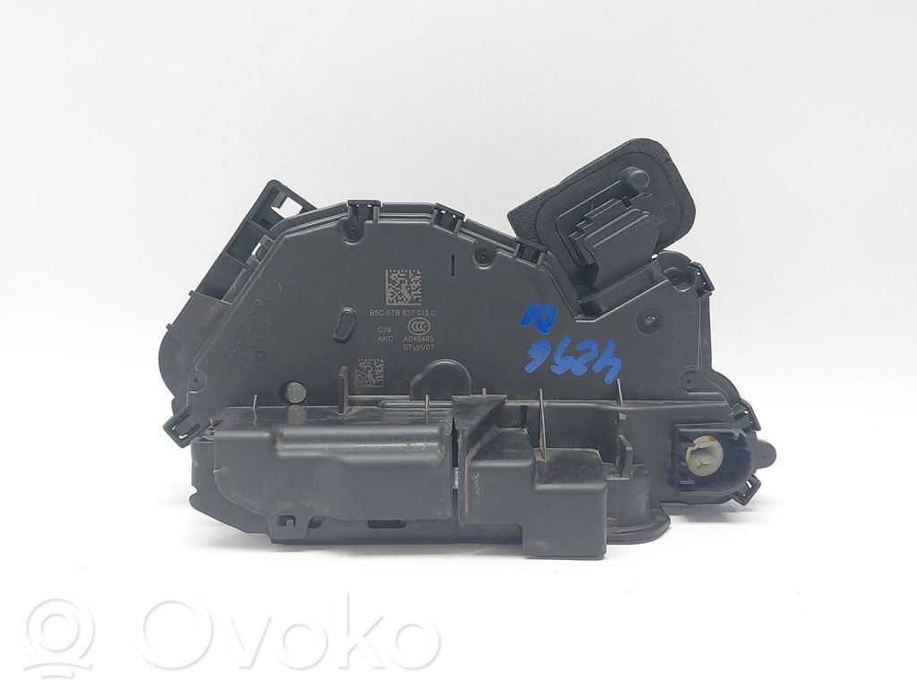 Audi A3 8Y Etuoven lukko 
