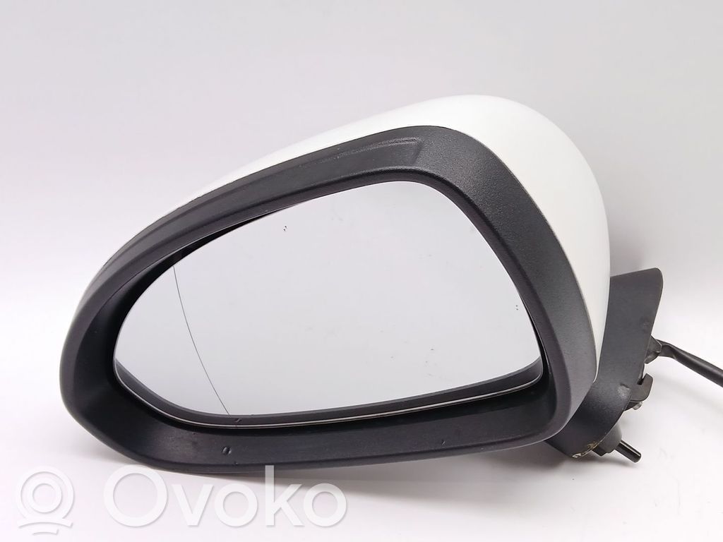 Front door electric wing mirror