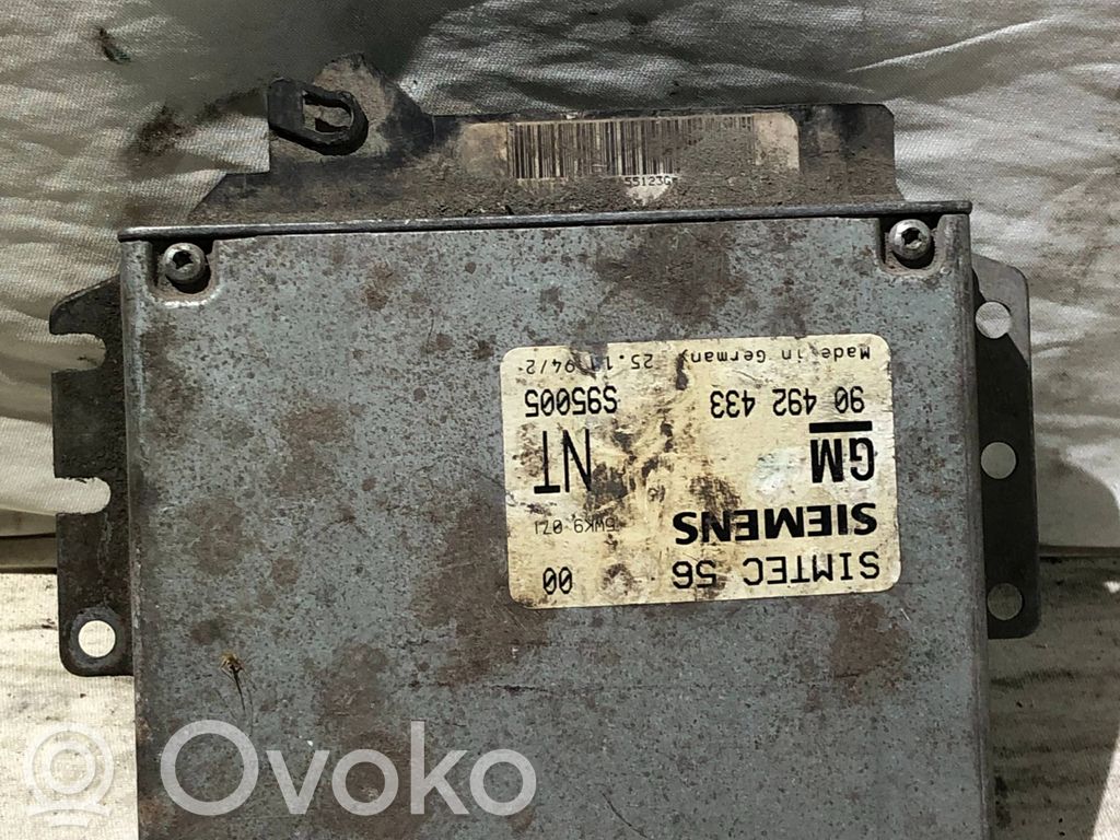 Opel Omega B1 Engine control unit/module 