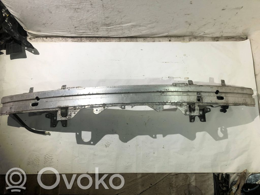 BMW 7 E65 E66 Priekšpusē bampera sija / balka 