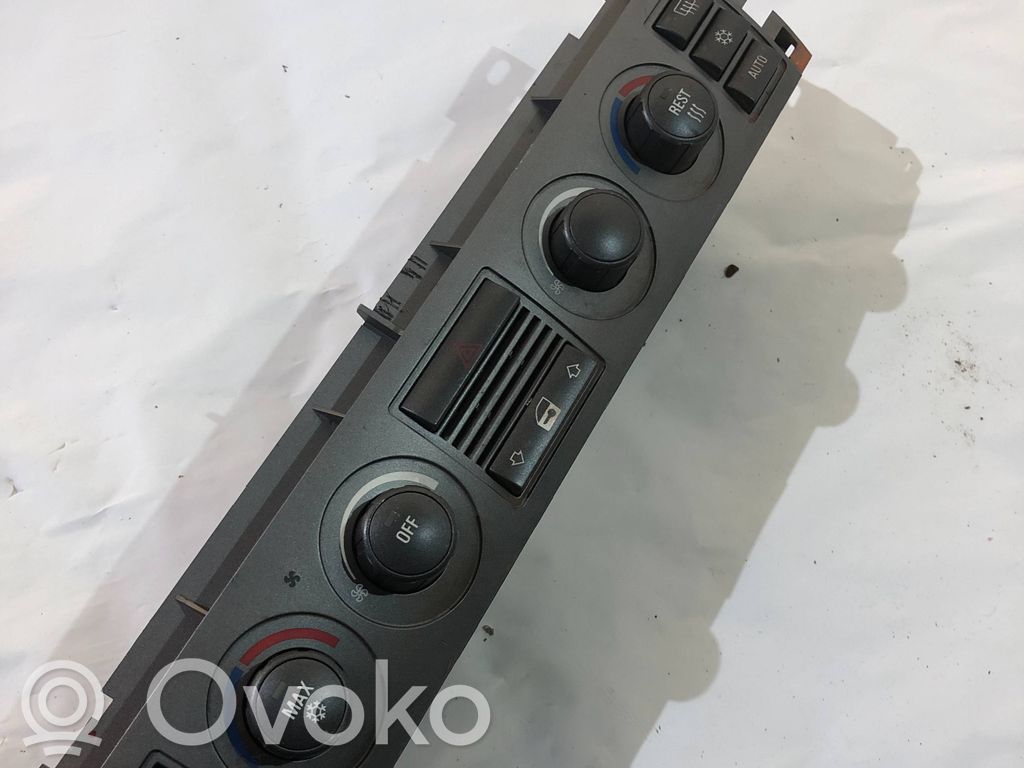 BMW 7 E65 E66 Climate control unit 