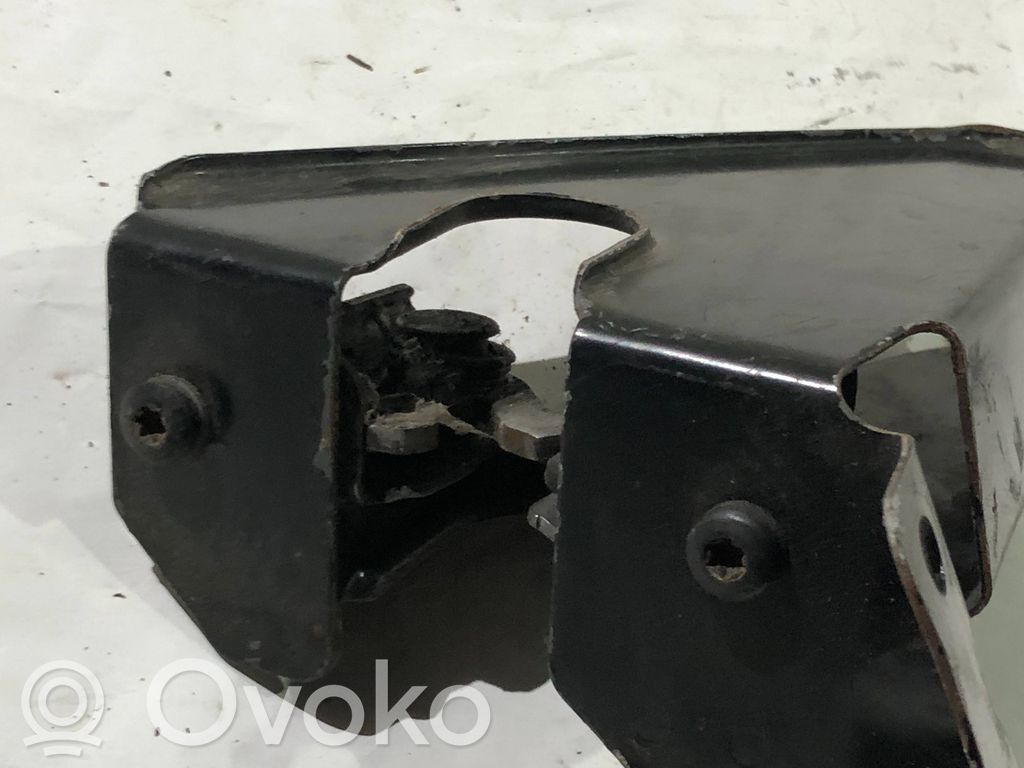 BMW 3 E90 E91 Spyna variklio dangčio 