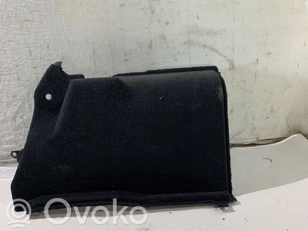 BMW 5 E39 Inne elementy wykończenia bagażnika 