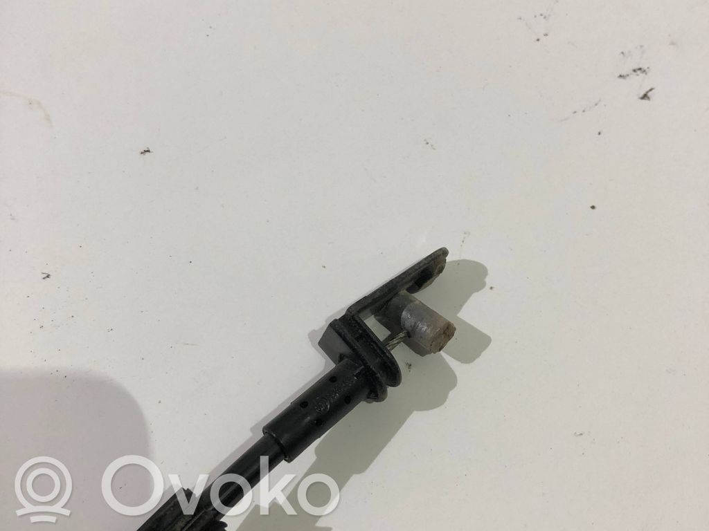 Ford Focus Front door cable line 