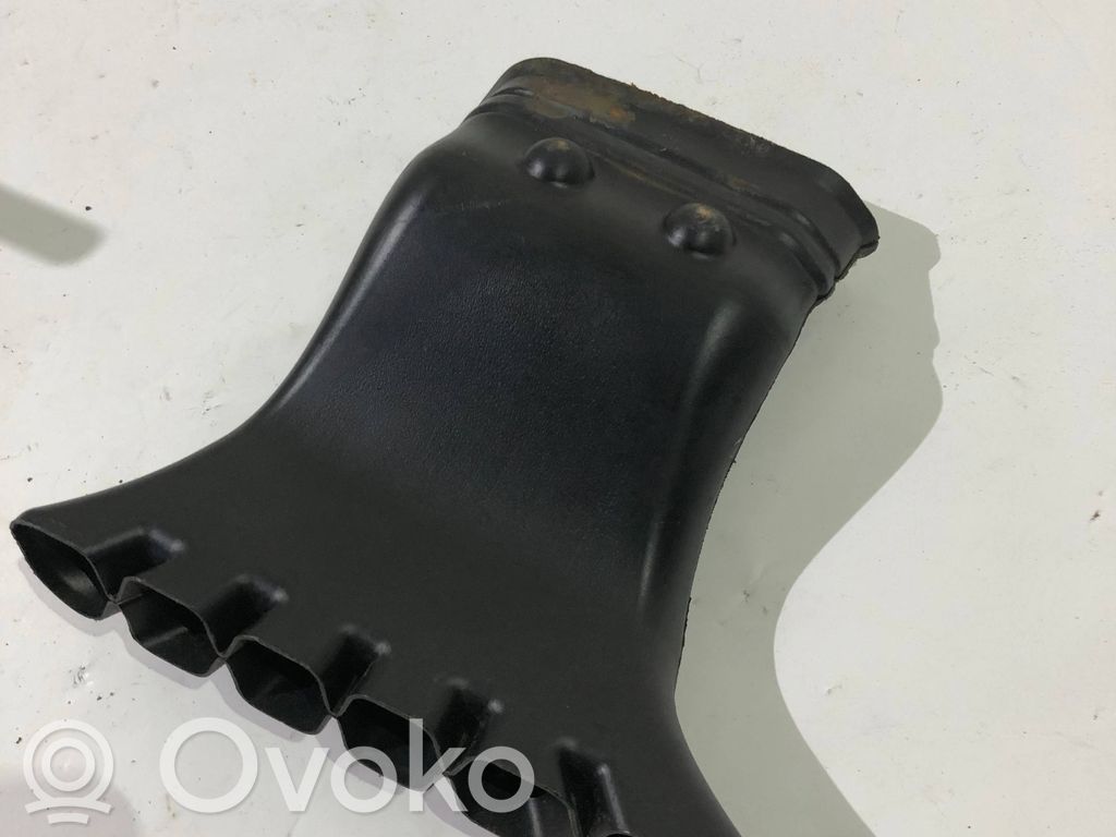Ford Focus Ohjaamon sisäilman ilmakanava 