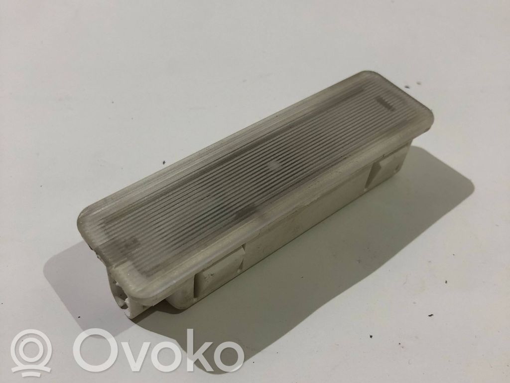 BMW 7 E38 Éclairage lumière plafonnier arrière 