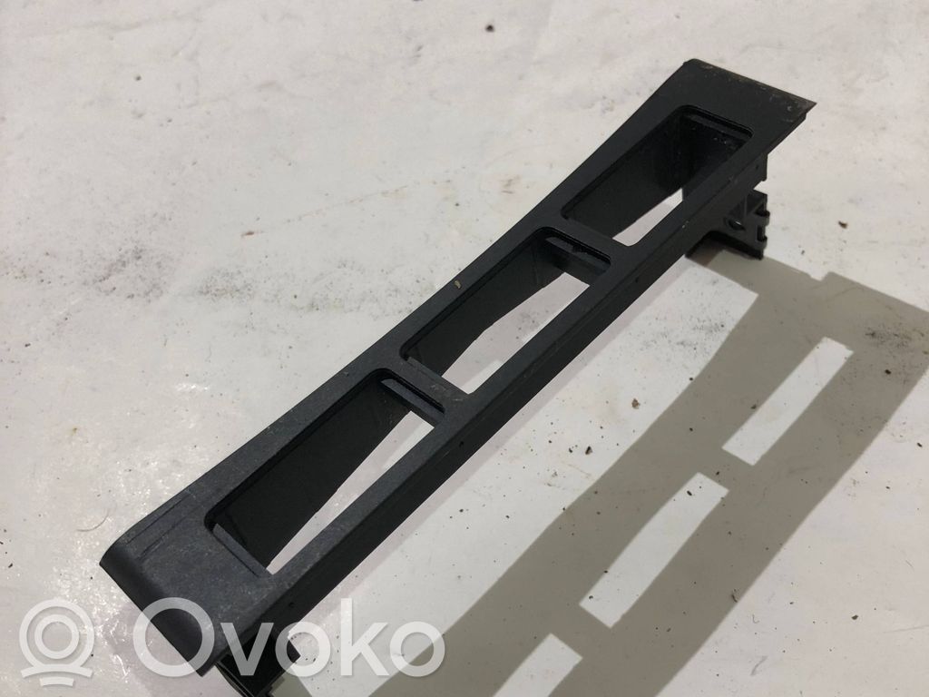 BMW 7 E38 Altra parte interiore 