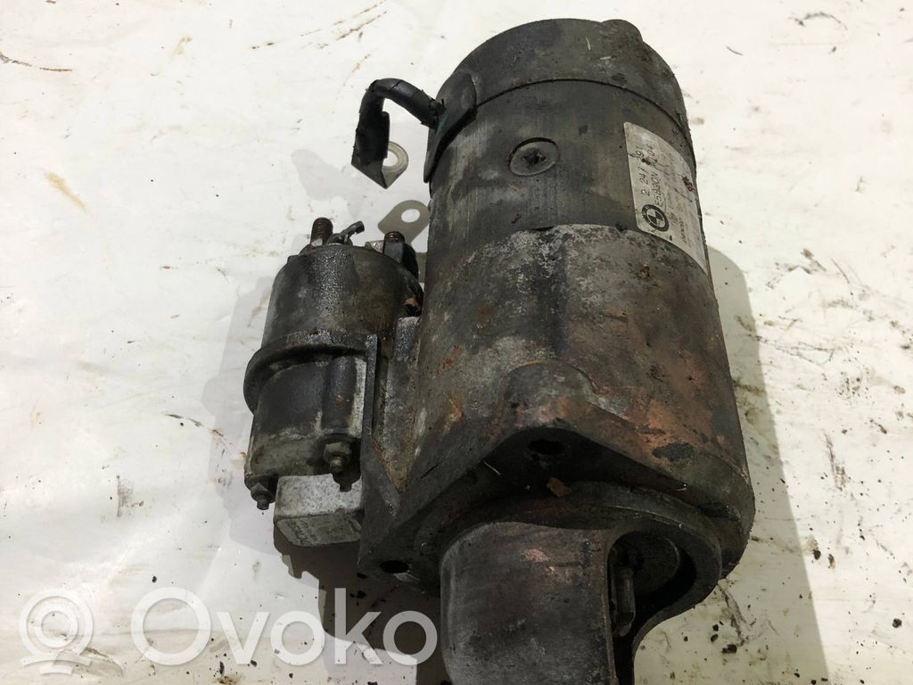 BMW 7 E38 Starter motor 
