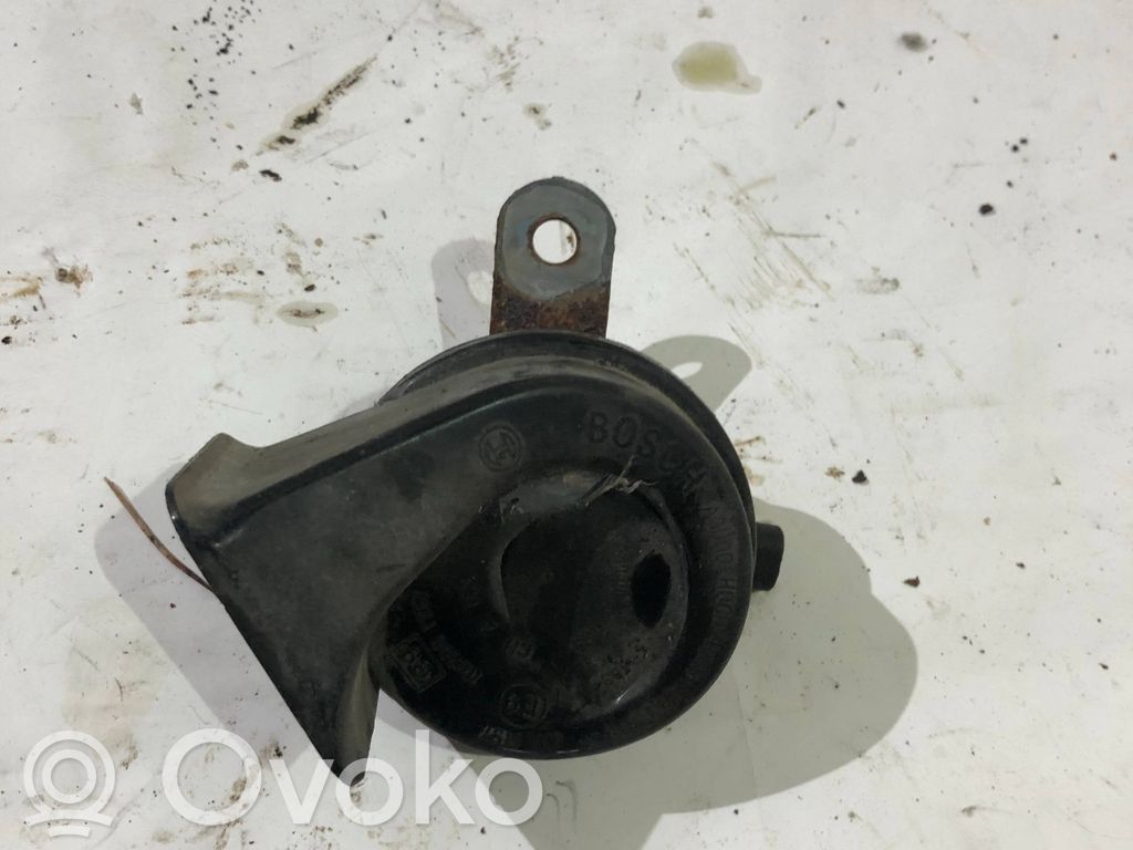 BMW 7 E38 Horn signal 