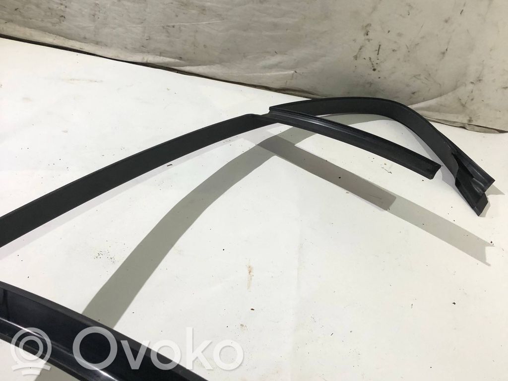 BMW 5 E60 E61 Galinių durų stiklo rėmas 