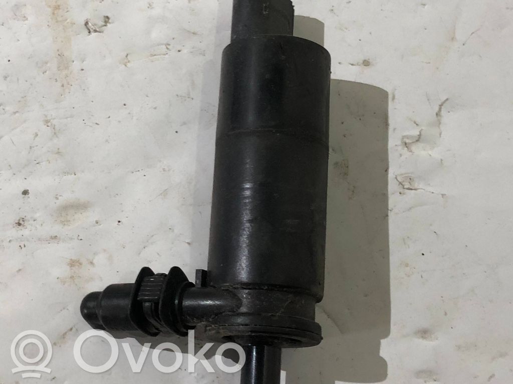 BMW 5 E60 E61 Headlight washer pump 