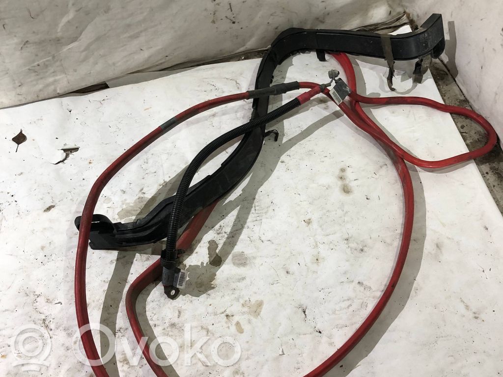 BMW 5 E60 E61 Positive cable (battery) 