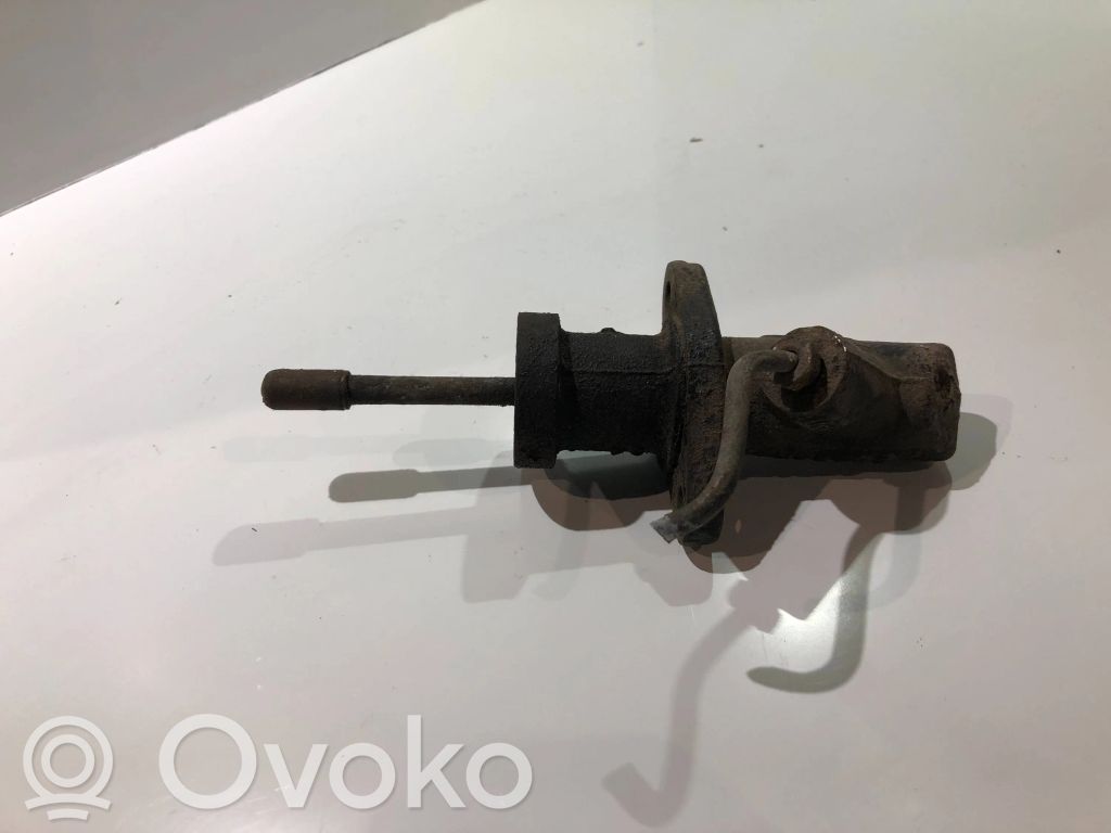 BMW 3 E36 Maître-cylindre d'embrayage 