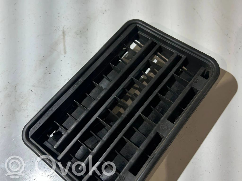 BMW 3 E46 Ventilācijas režģis 