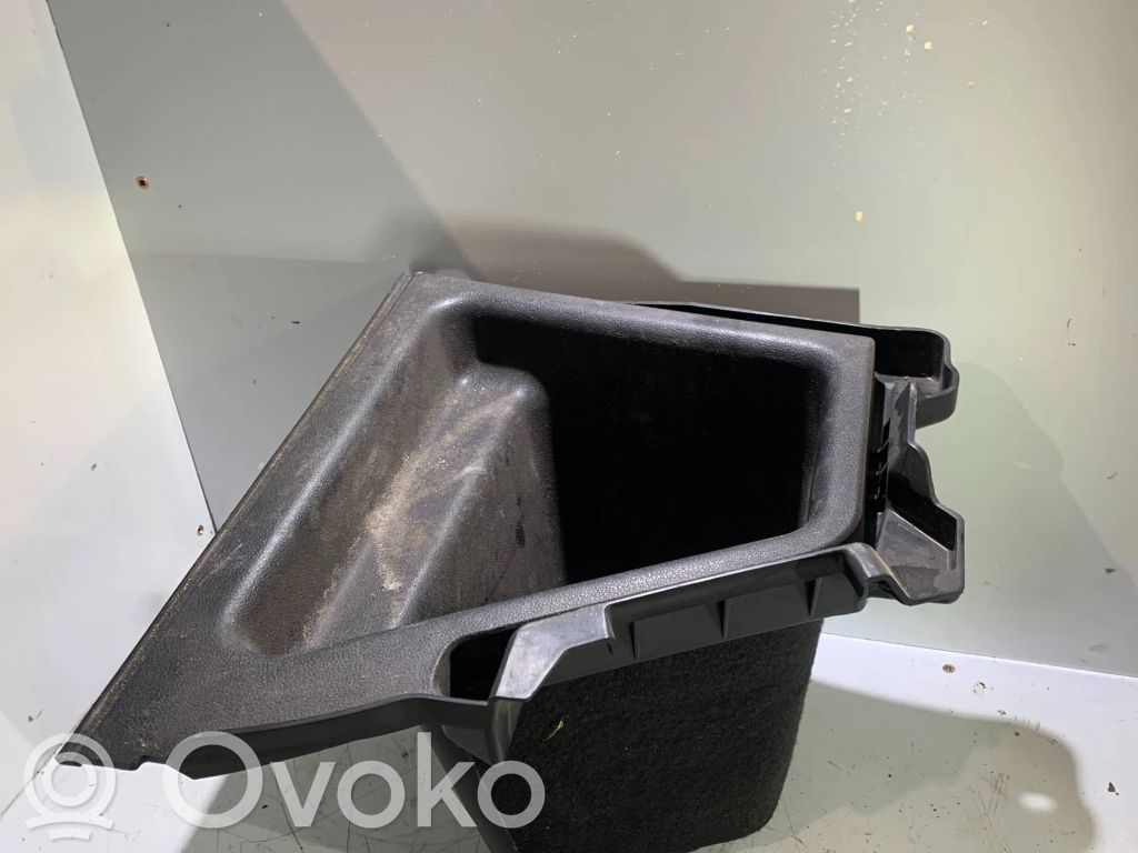 BMW X3 E83 Torpedou portbagaj 