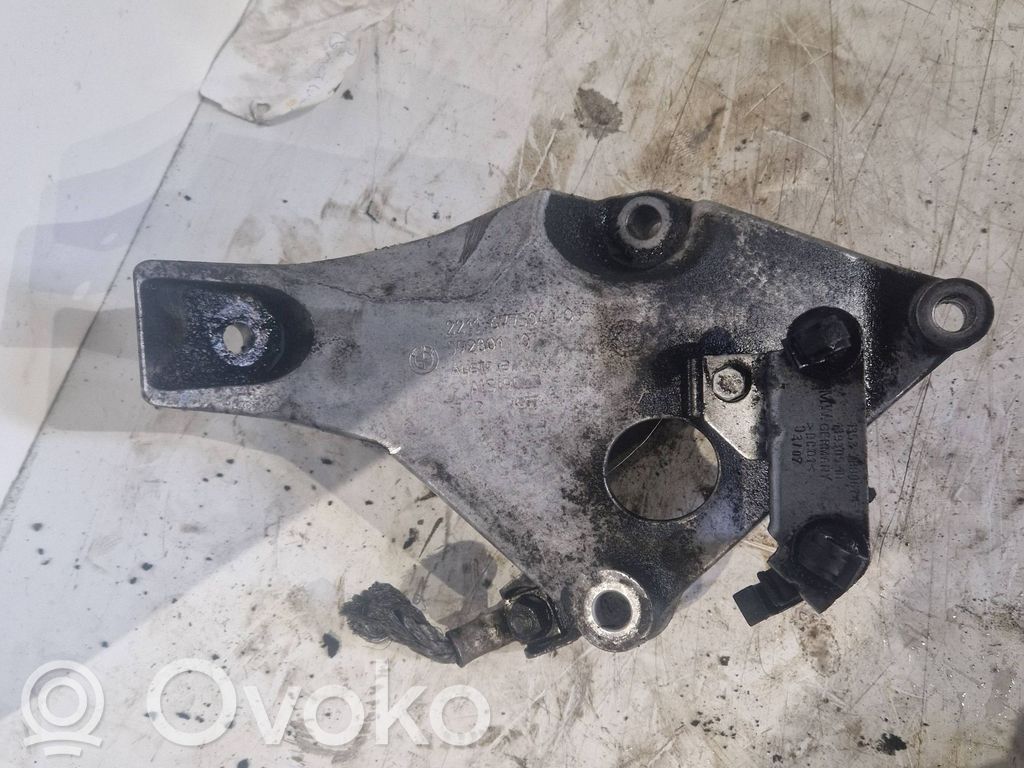 Engine mounting bracket   6775041,59280110