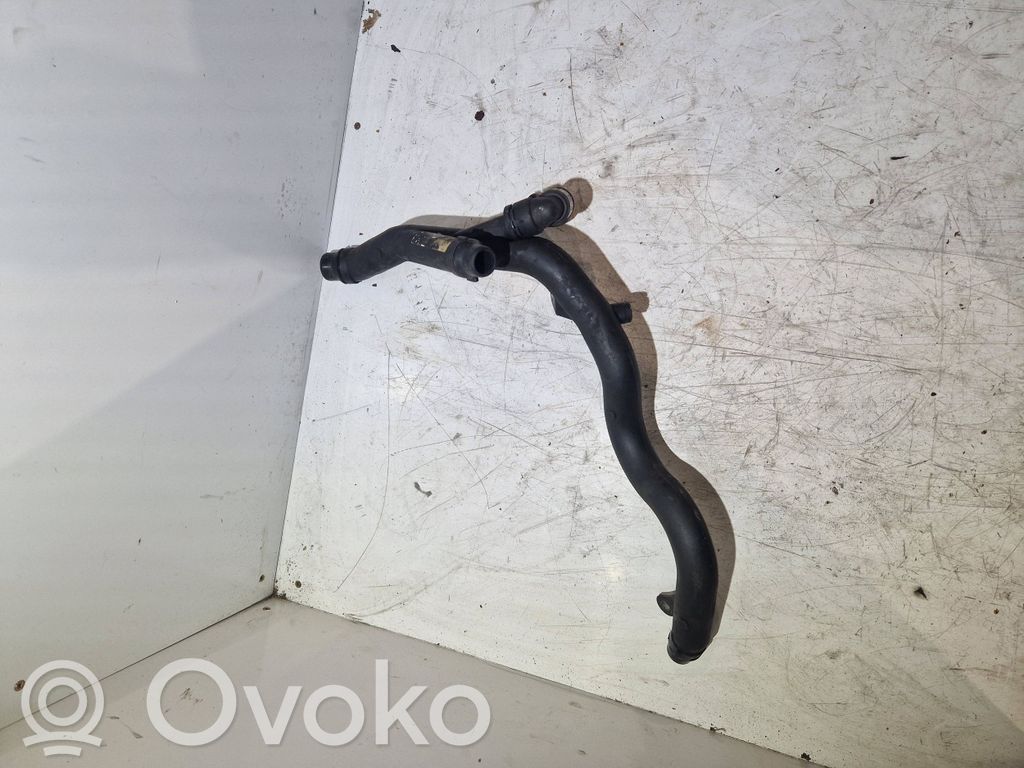 BMW X3 E83 Engine coolant pipe/hose 