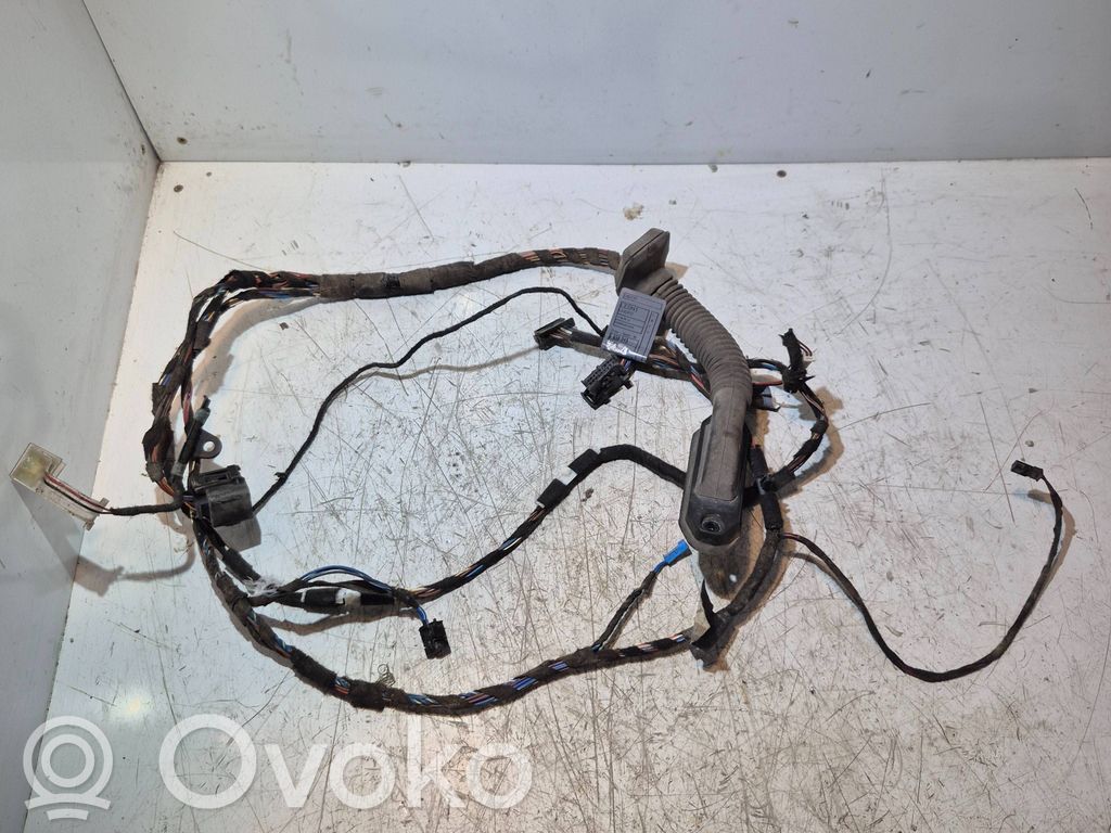 BMW 3 E90 E91 Priekšējo durvju vadu instalācija 