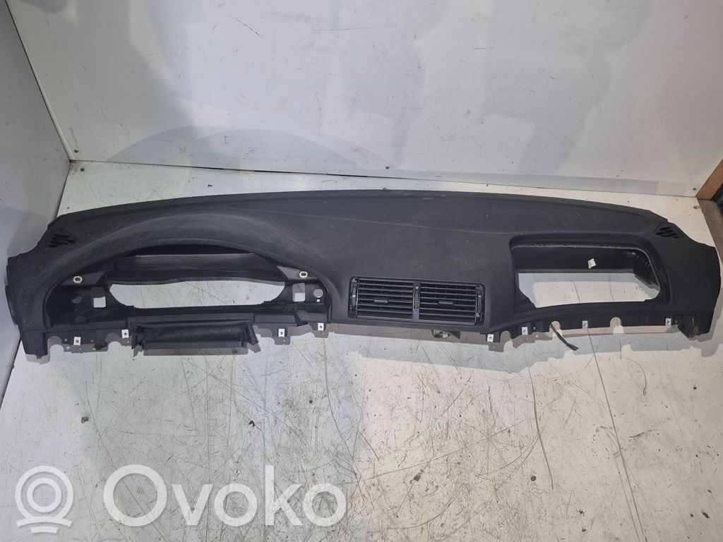 BMW 5 E39 Panelė 