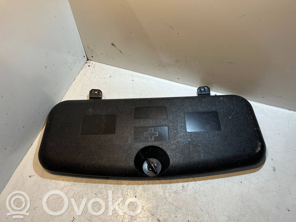 BMW 5 E60 E61 Tool box 
