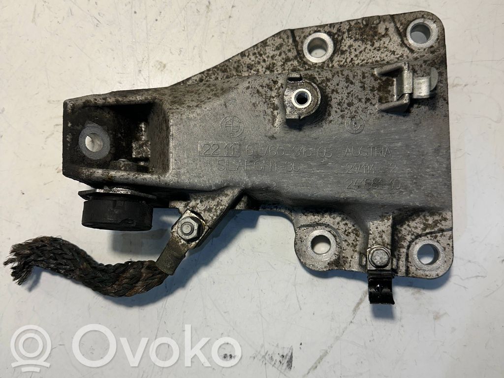 BMW 3 E90 E91 Engine mounting bracket 