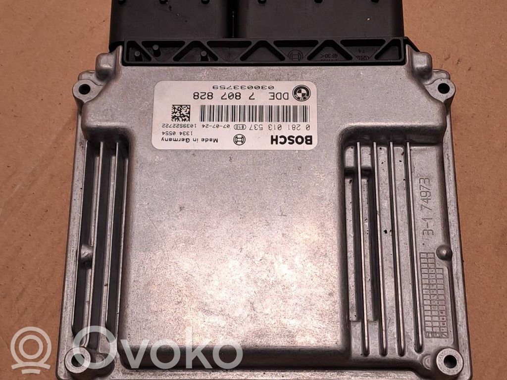Moottorin ohjainlaite/moduuli   7807828,0281013537,1039S22722