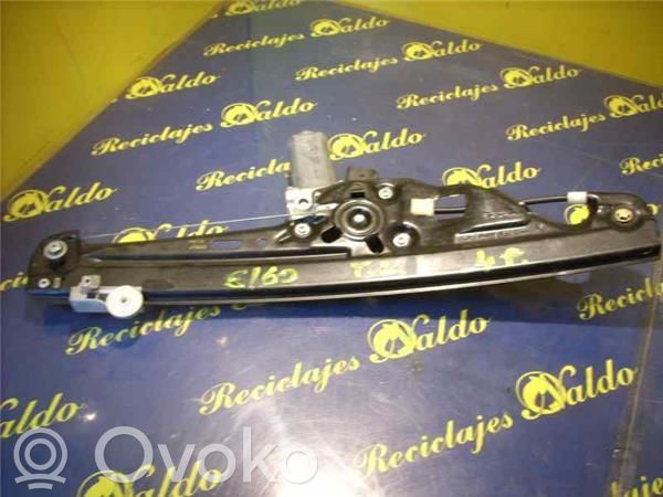 Regulador de puerta trasera con motor