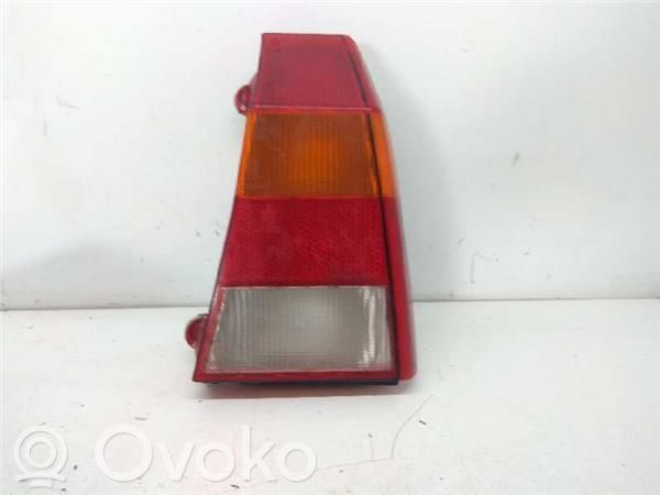 Lámpara de faros/luces traseros