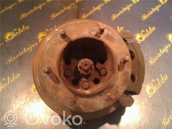 Achsschenkel vorne   6TORNILLOS