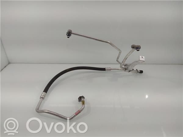 Ilmastointilaitteen putki (A/C)
