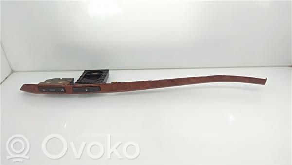 Toyota Avensis T250 Apatinė apdaila 