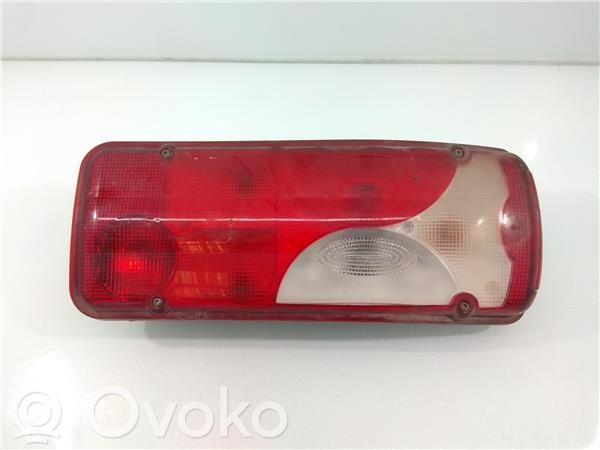 Lámpara de faros/luces traseros