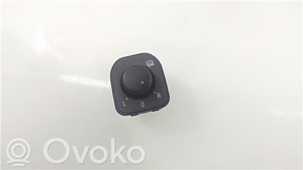Przycisk regulacji lusterek bocznych   1K0959565K,WVWZZZ1KZAW557446