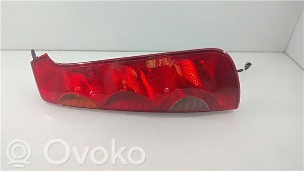 Lámpara de faros/luces traseros   263300R