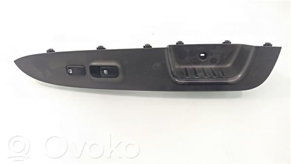 KIA Carens I Interruptor del elevalunas eléctrico 