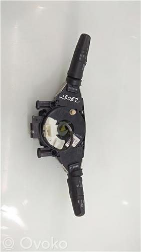 Lichtschalter   JN1TCNT31U0204836