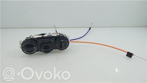 Peugeot 208 I Przycisk / Włącznik klimatyzacji A/C 